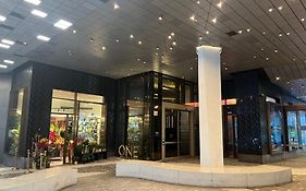 Wsp Lux 3B2B Flat In Cbd With Balcony